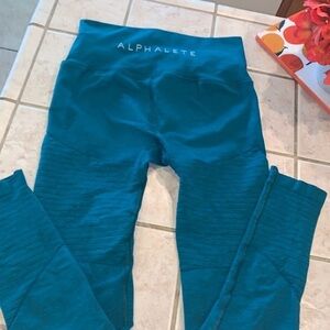 ALPHALETE Leggings